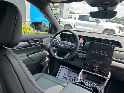 New 2026 GMC Terrain AT4 w/ Technology Package II image 16