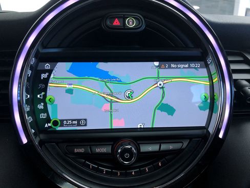 Used 2019 MINI Cooper S image 18