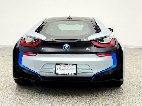 Used 2016 BMW i8 image 6