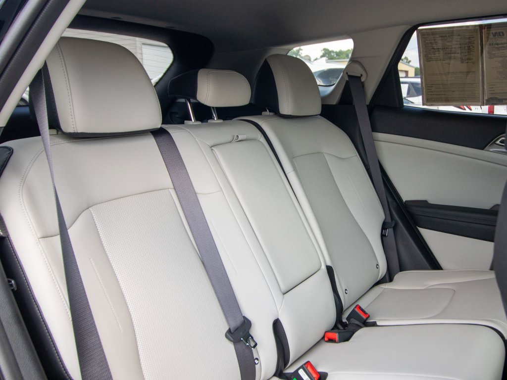Used 2025 Kia Sportage EX FWD image 18