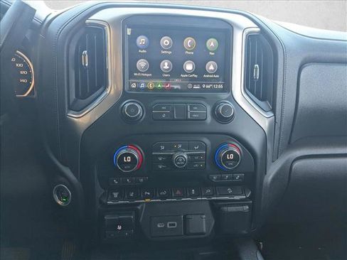 Used 2020 Chevrolet Silverado 2500 LTZ w/ LTZ Premium Package image 16