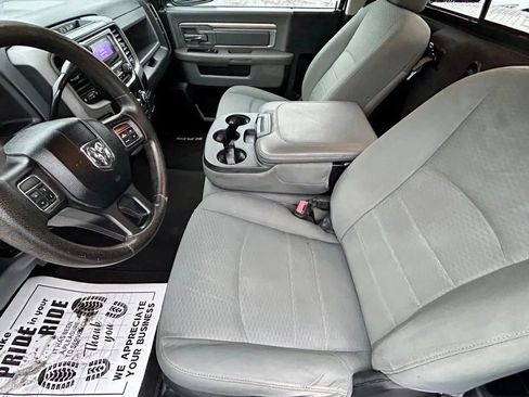 Used 2016 RAM 2500 Tradesman w/ Chrome Appearance Group image 11