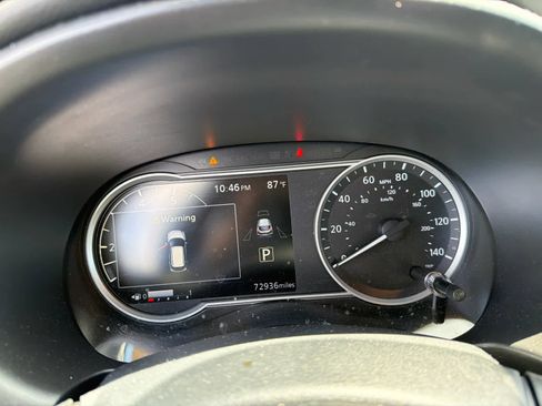 Used 2018 Nissan Kicks SV FWD image 6