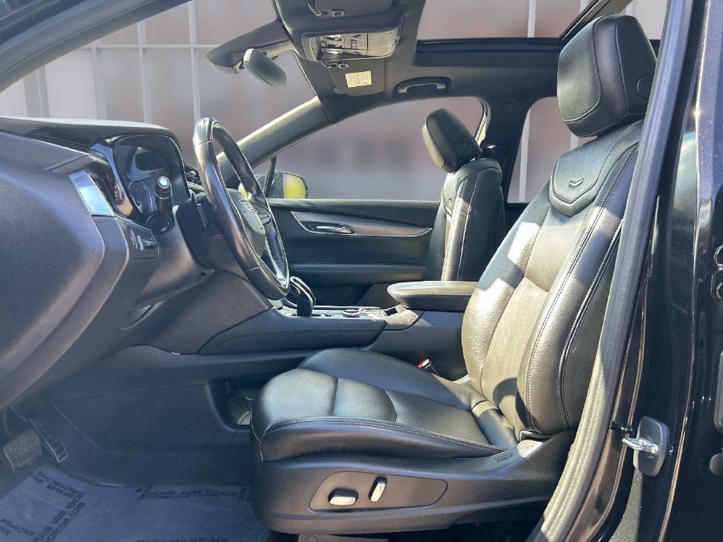 Used 2023 Cadillac XT6 Luxury AWD/4WD image 24