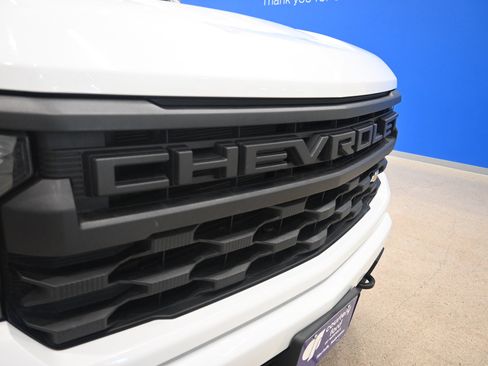 Used 2022 Chevrolet Silverado 1500 Custom image 18