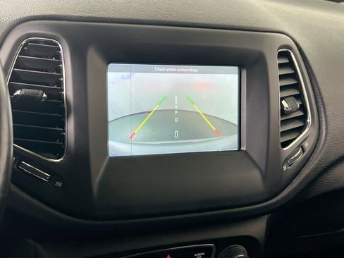 Used 2020 Jeep Compass Latitude w/ Cold Weather Group image 13