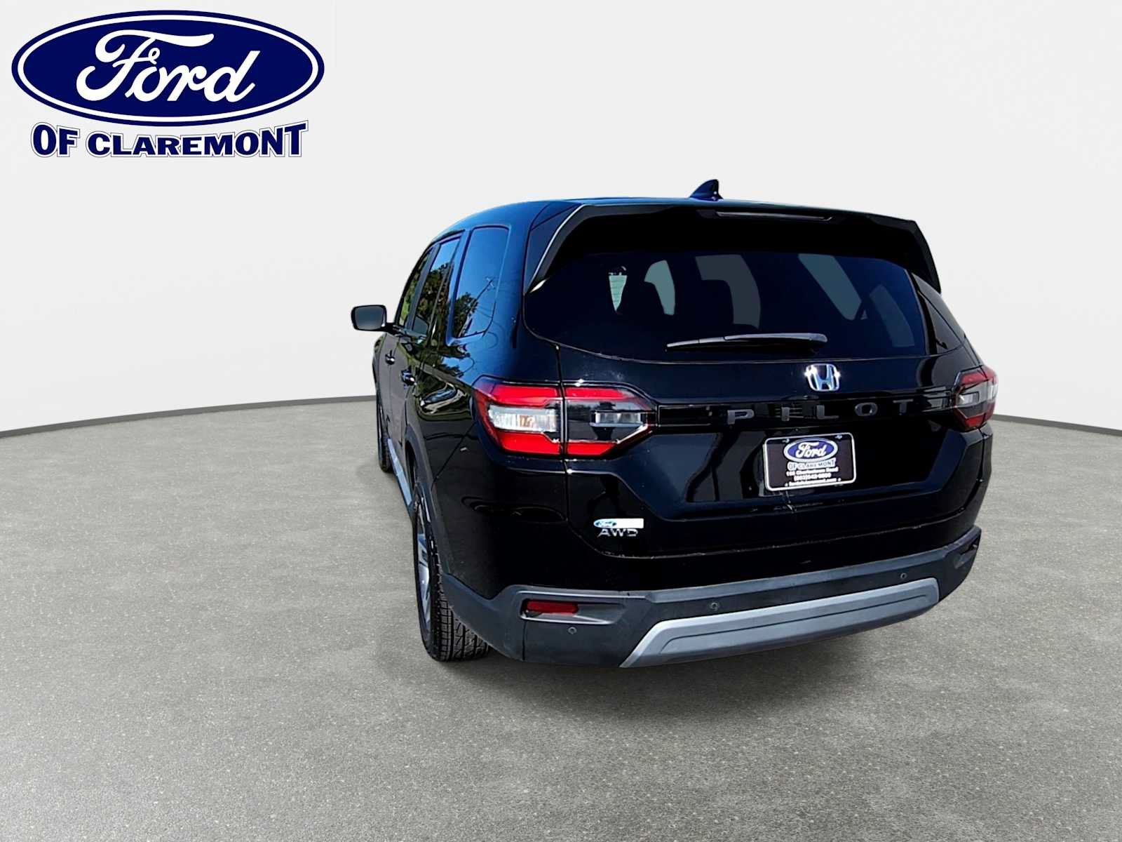 Used 2023 Honda Pilot EX-L image 6