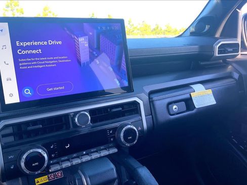 Certified 2025 Toyota 4Runner Limited image 34