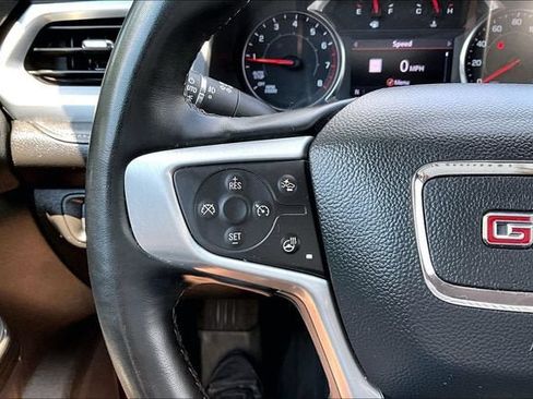 Used 2023 GMC Acadia SLT w/ Preferred Package AWD/4WD image 20