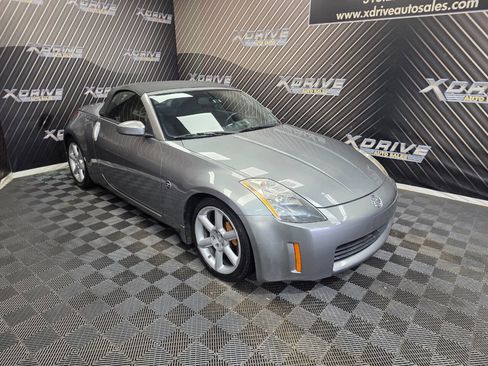 Used 2005 Nissan 350Z Grand Touring image 7