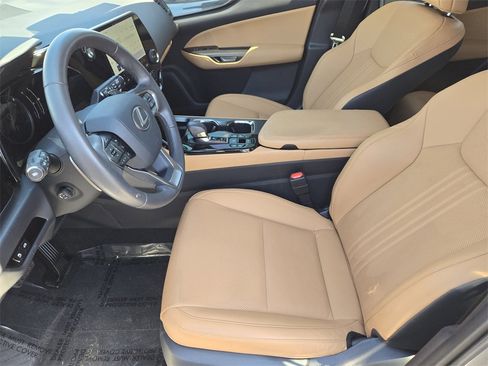 Used 2024 Lexus NX 350 AWD image 13