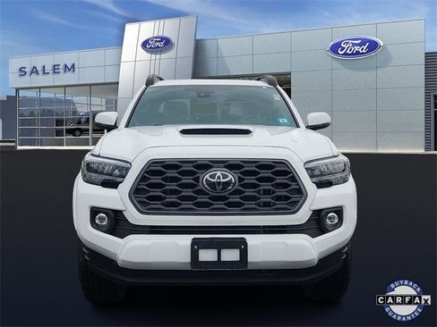 Used 2023 Toyota Tacoma TRD Sport image 7