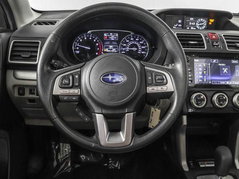 Used 2017 Subaru Forester 2.5i Premium image 25