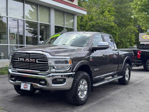 Used 2019 RAM 3500 Laramie AWD/4WD image 2