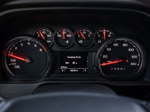 Used 2022 Chevrolet Silverado 1500 Custom image 23