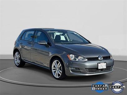 Used 2017 Volkswagen Golf SE