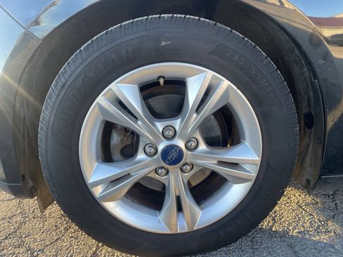 Used 2013 Ford Focus SE FWD image 15