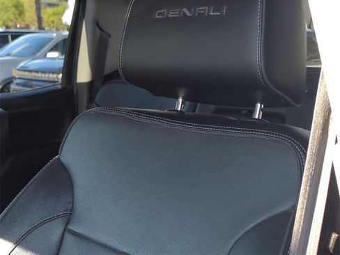 Used 2018 GMC Sierra 3500 Denali w/ Duramax Plus Package image 22