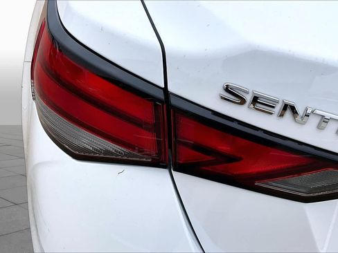 Used 2024 Nissan Sentra SV FWD image 29