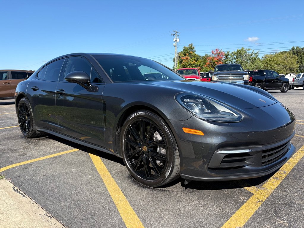 Used 2019 Porsche Panamera 4 AWD/4WD image 4
