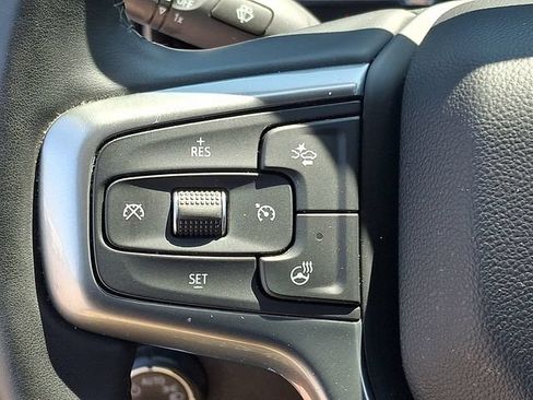 Used 2026 Chevrolet Silverado 1500 LT AWD/4WD image 22