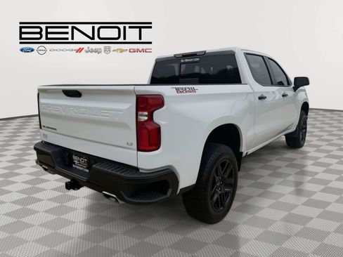 Used 2025 Chevrolet Silverado 1500 LT Trail Boss w/ Convenience Package II AWD/4WD image 5