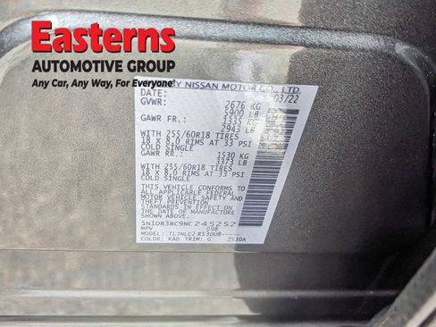 Used 2022 Nissan Pathfinder SV AWD/4WD image 38