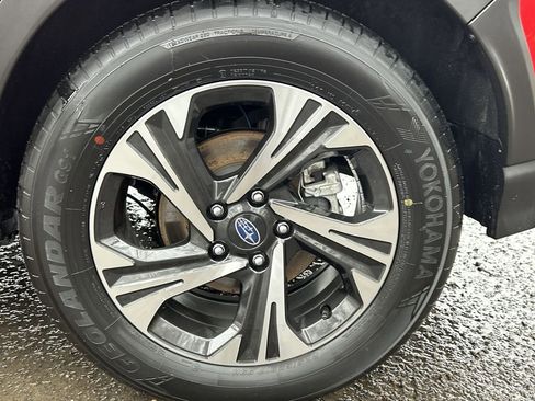 Certified 2025 Subaru Crosstrek 2.0i Premium image 11