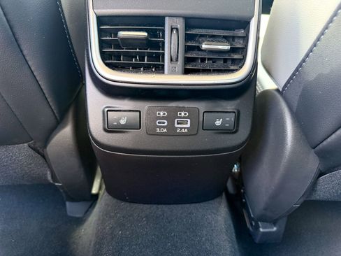 Used 2023 Subaru Legacy Limited image 21