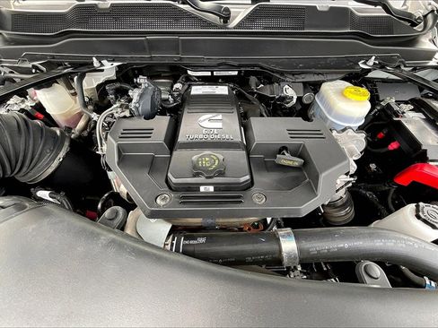 Used 2024 RAM 3500 Big Horn image 9