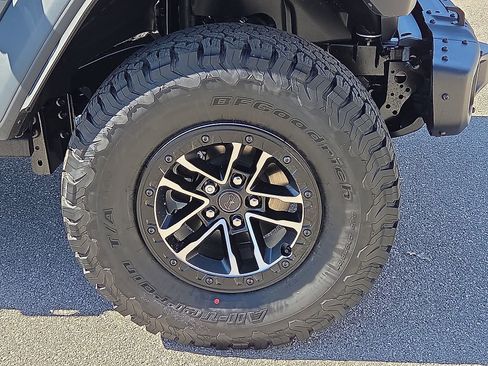 New 2026 Jeep Wrangler Unlimited Rubicon 392 image 7