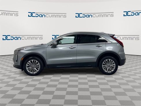 Used 2024 Cadillac XT4 Premium Luxury image 5