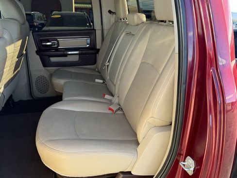 Used 2017 RAM 1500 Laramie w/ Convenience Group image 17