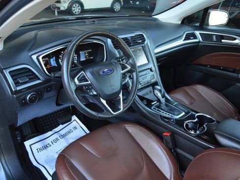 Used 2016 Ford Fusion SE w/ Equipment Group 202A image 13