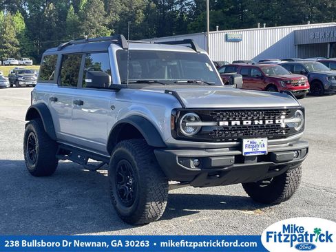 Used 2022 Ford Bronco Wildtrak image 1