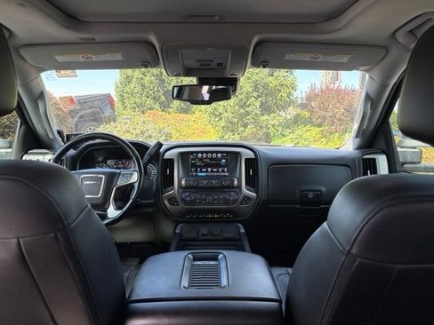 Used 2018 GMC Sierra 3500 Denali w/ Duramax Plus Package AWD/4WD image 15