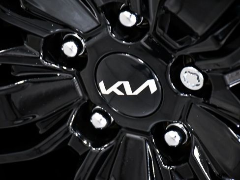Used 2024 Kia Telluride SX w/ Towing Package AWD/4WD image 98