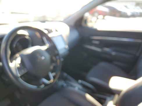 Used 2023 Mitsubishi Outlander Sport SE image 19