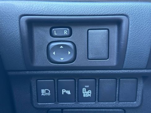 Used 2018 Lexus ES 350 w/ Premier Package image 17