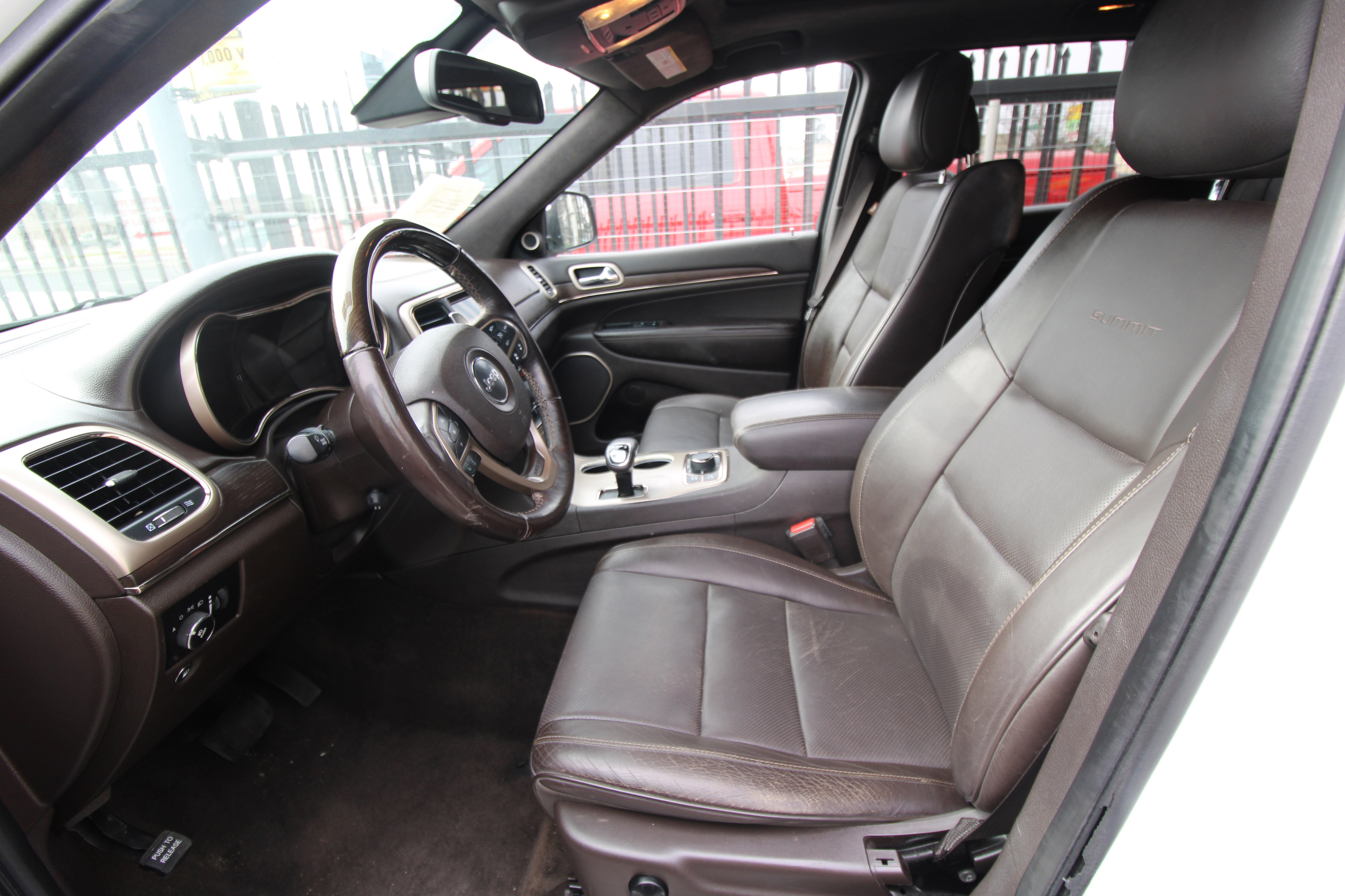 Used 2014 Jeep Grand Cherokee Summit AWD/4WD image 18