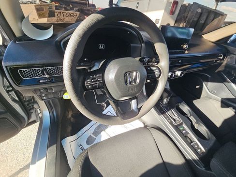 Used 2023 Honda Civic LX image 15