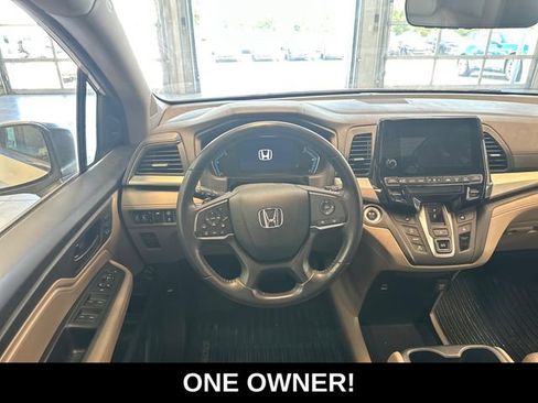 Used 2022 Honda Odyssey EX-L image 2