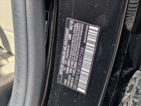 Used 2018 Mercedes-Benz C 300 Sedan image 18