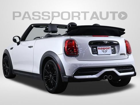 Used 2024 MINI Cooper S FWD image 5