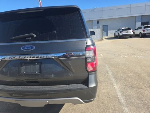 Used 2018 Ford Expedition Limited w/ Equipment Group 302A image 7