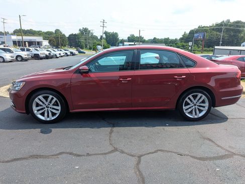 Used 2019 Volkswagen Passat 2.0T Wolfsburg w/ Wheels & Sunroof Package FWD image 4