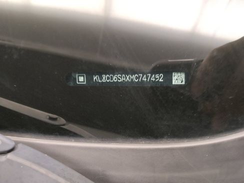 Used 2021 Chevrolet Spark LT FWD image 33