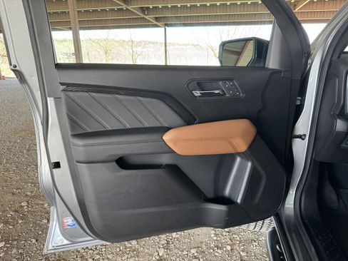 Used 2025 GMC Canyon AT4 w/ Nightfall Edition image 24