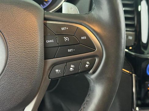 Used 2020 Jeep Grand Cherokee Limited X image 29