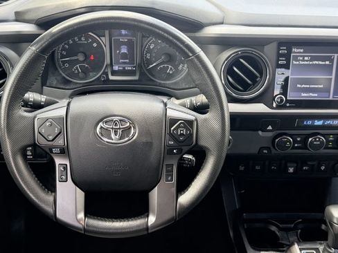 Used 2022 Toyota Tacoma TRD Sport w/ Technology Package RWD image 14
